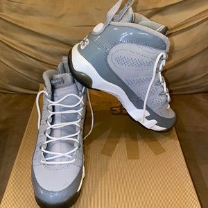 Air Jordan 9 Retro "Cool Greys"